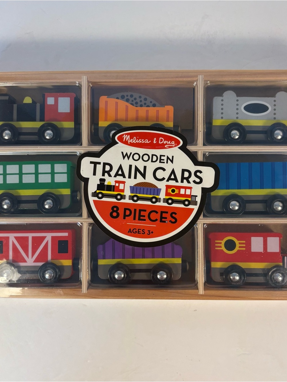 Melissa & Doug Wooden Magnetic Train Cars 8-piece set-New-Sealed